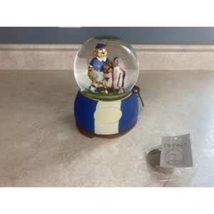 Sankyo Twinkle Collectables Musical Put On A Happy Face Globe